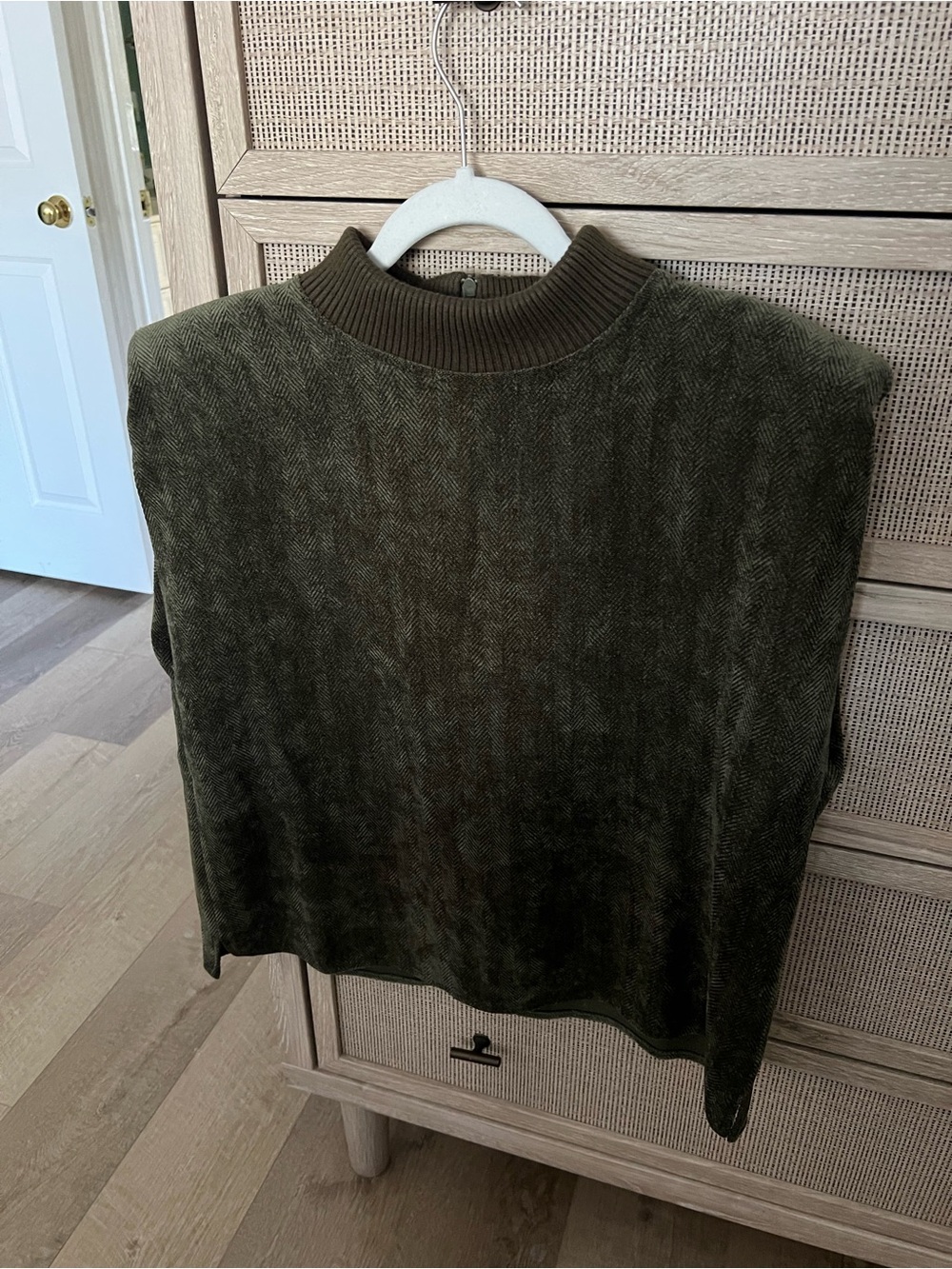 NEW THML Olive Green Ribbed Mock Neck Sleeveless Top